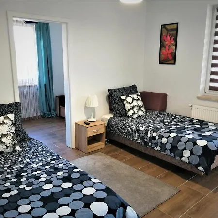 - I Przy Onkologii Apartamento *