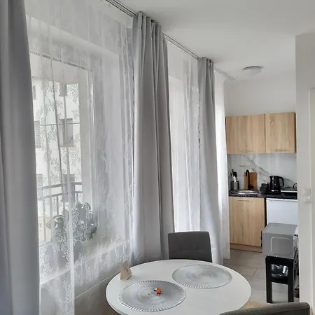 - I Przy Onkologii Appartement *